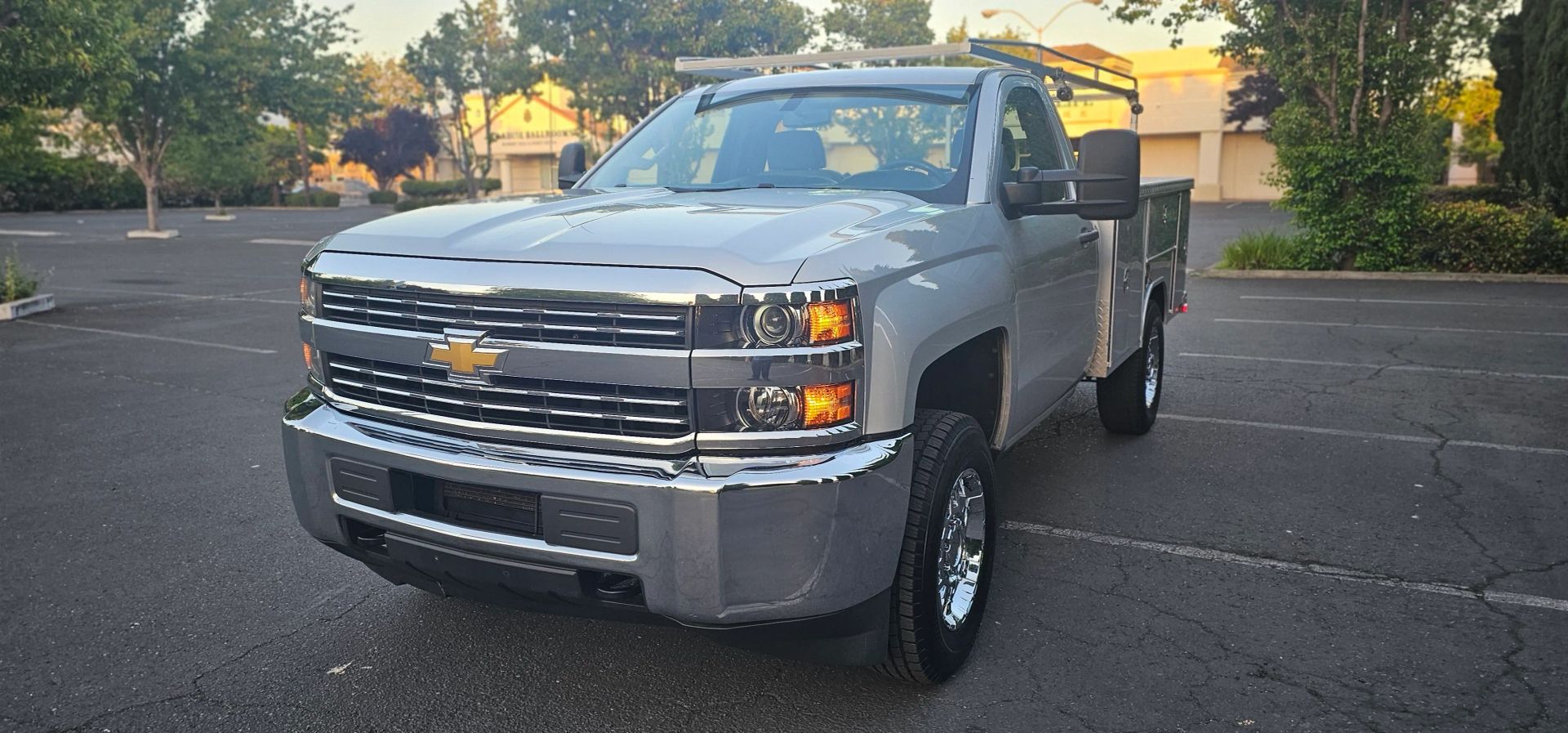 chevrolet silverado 2500hd 2017 1GB0CUEG8HZ196057 image chevrolet silverado 2500hd 2017 1GB0CUEG8HZ196057 image